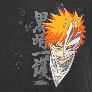 Men's Small VTG Y2K Bleach Anime Shonen Jump Tee Ichigo Hollowfied Hollow White‎